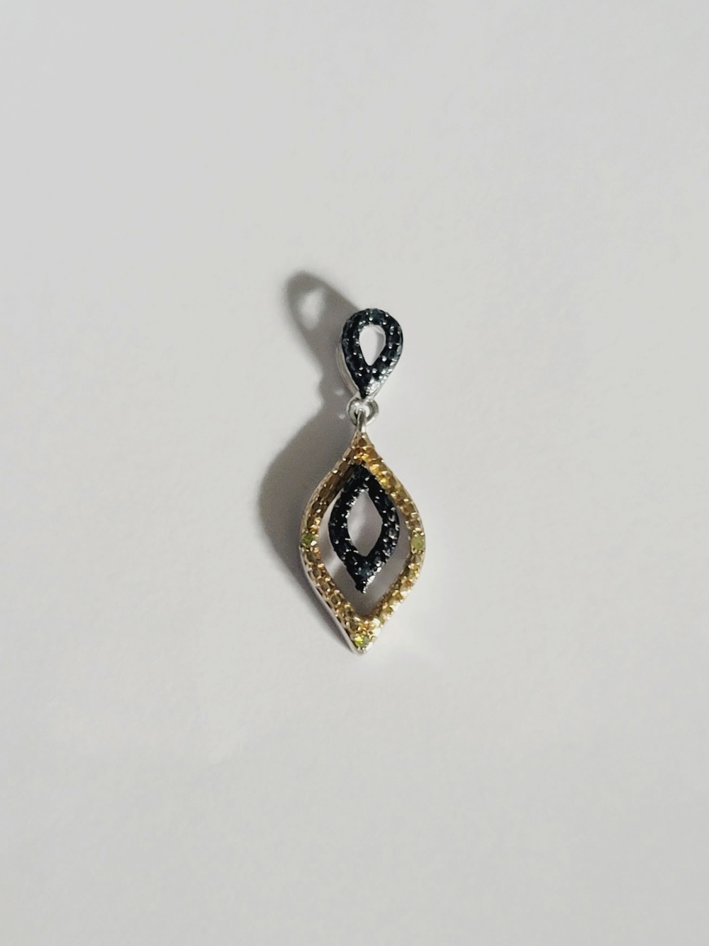 KAY JEWELERS NATURAL YELLOW & BLACK DIAMOND STERLING 925 PENDANT